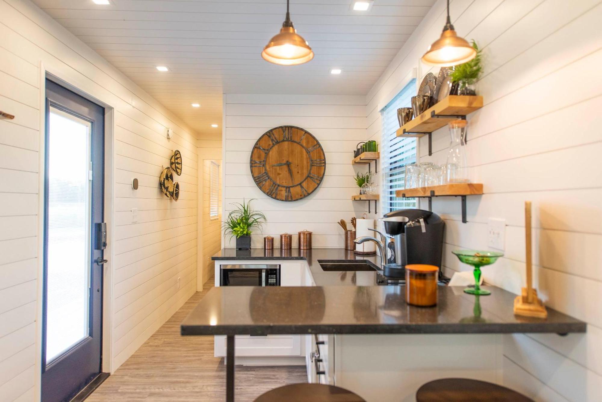 The Woods- Container Tiny House 12 Min To Magnolia/Baylor/Downtown Villa Bellmead Exterior photo